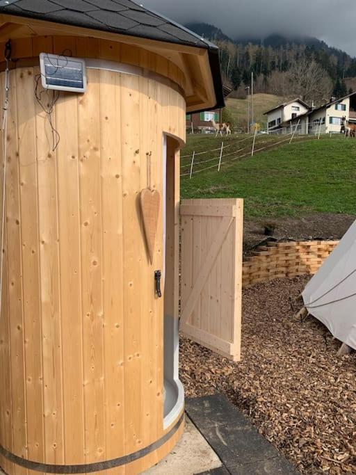 Hotel Jurte Beim Lama- & Alpakahof Triesenberg Esterno foto